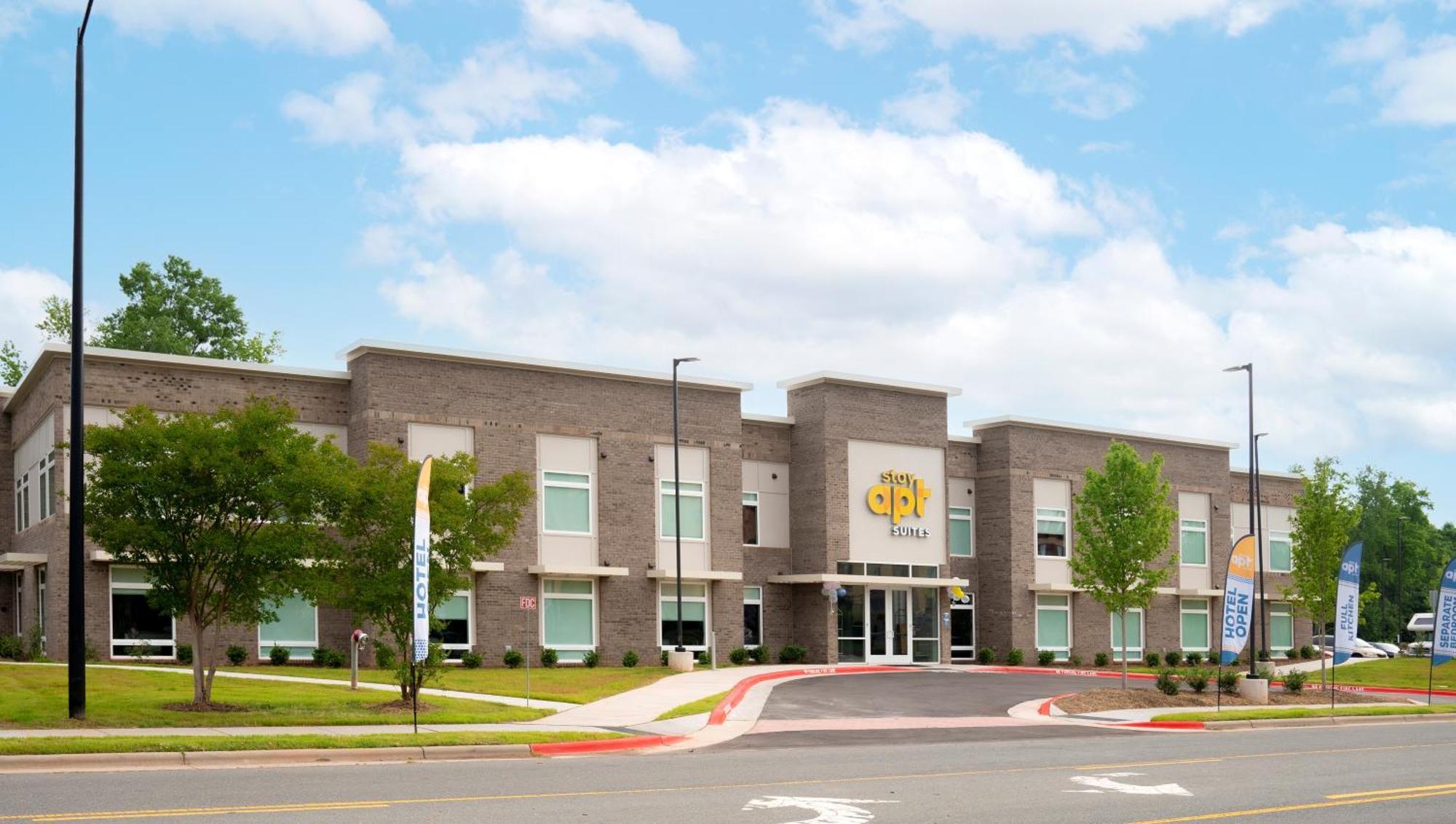 Stayapt Suites Raleigh-Durham/Rtp Clegg Екстер'єр фото